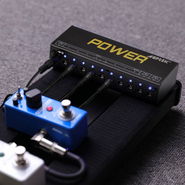 AGPTEK CP05 Guitar Pedal Power Supply 10 Outputs Isolated for 9V, 12V